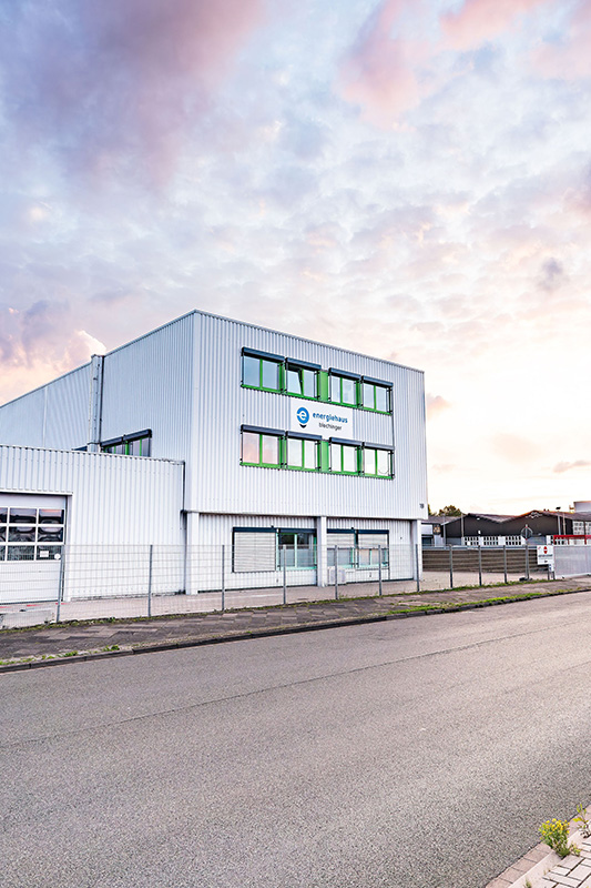 Das Firmengebäude der energiehaus blechinger GmbH in Wolfsburg